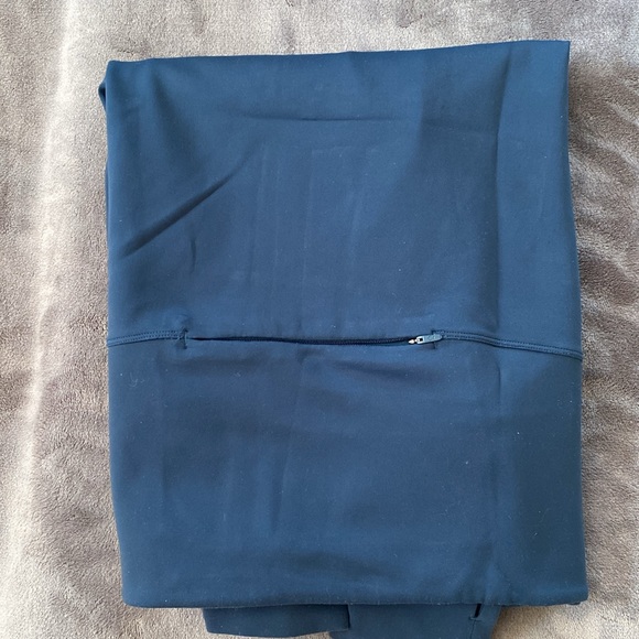 Lululemon Spacer 1/2 Zip - Picture 6 of 7